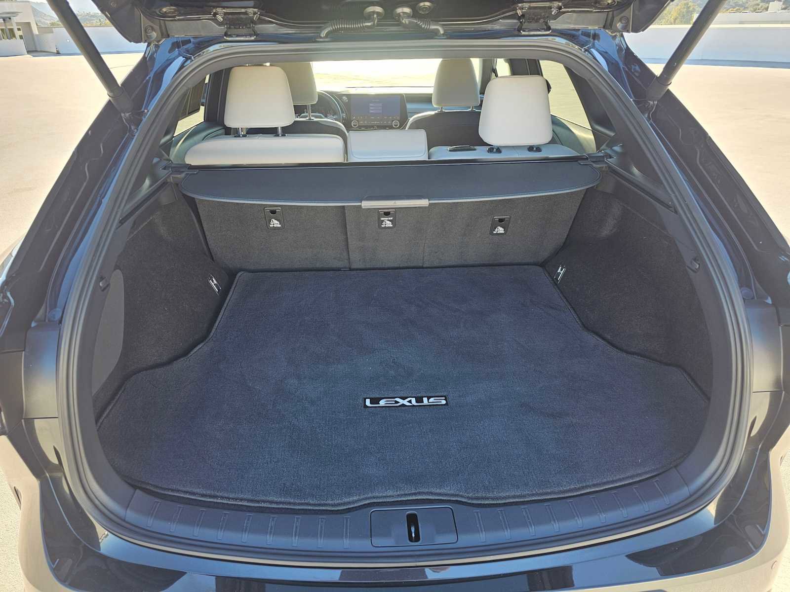 Certified 2024 Lexus RX 350 Premium w/ Accessory Package (Z1) image 14