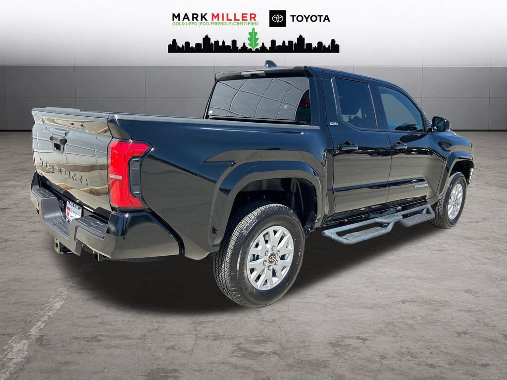 Used 2025 Toyota Tacoma SR5 AWD/4WD image 6