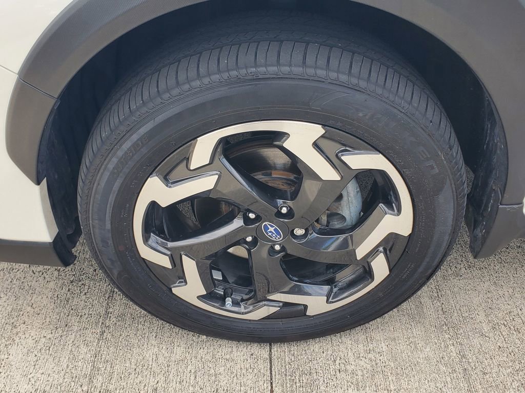 Used 2023 Subaru Crosstrek 2.5i Limited w/ Moonroof Package image 4