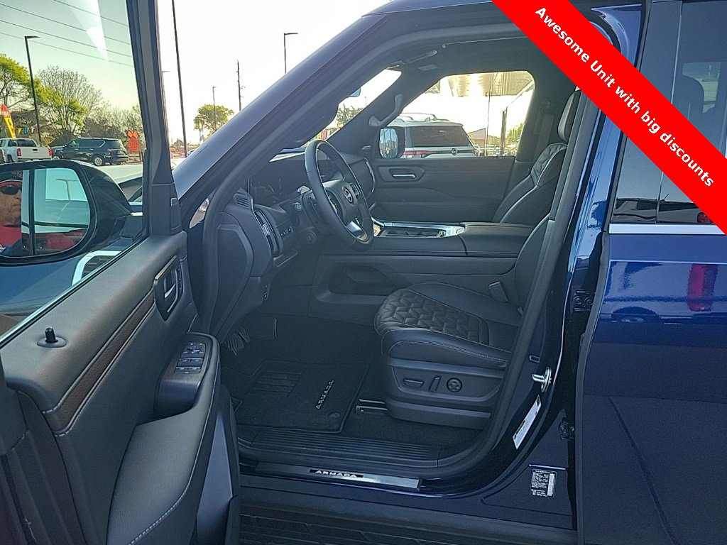 New 2025 Nissan Armada Platinum image 9