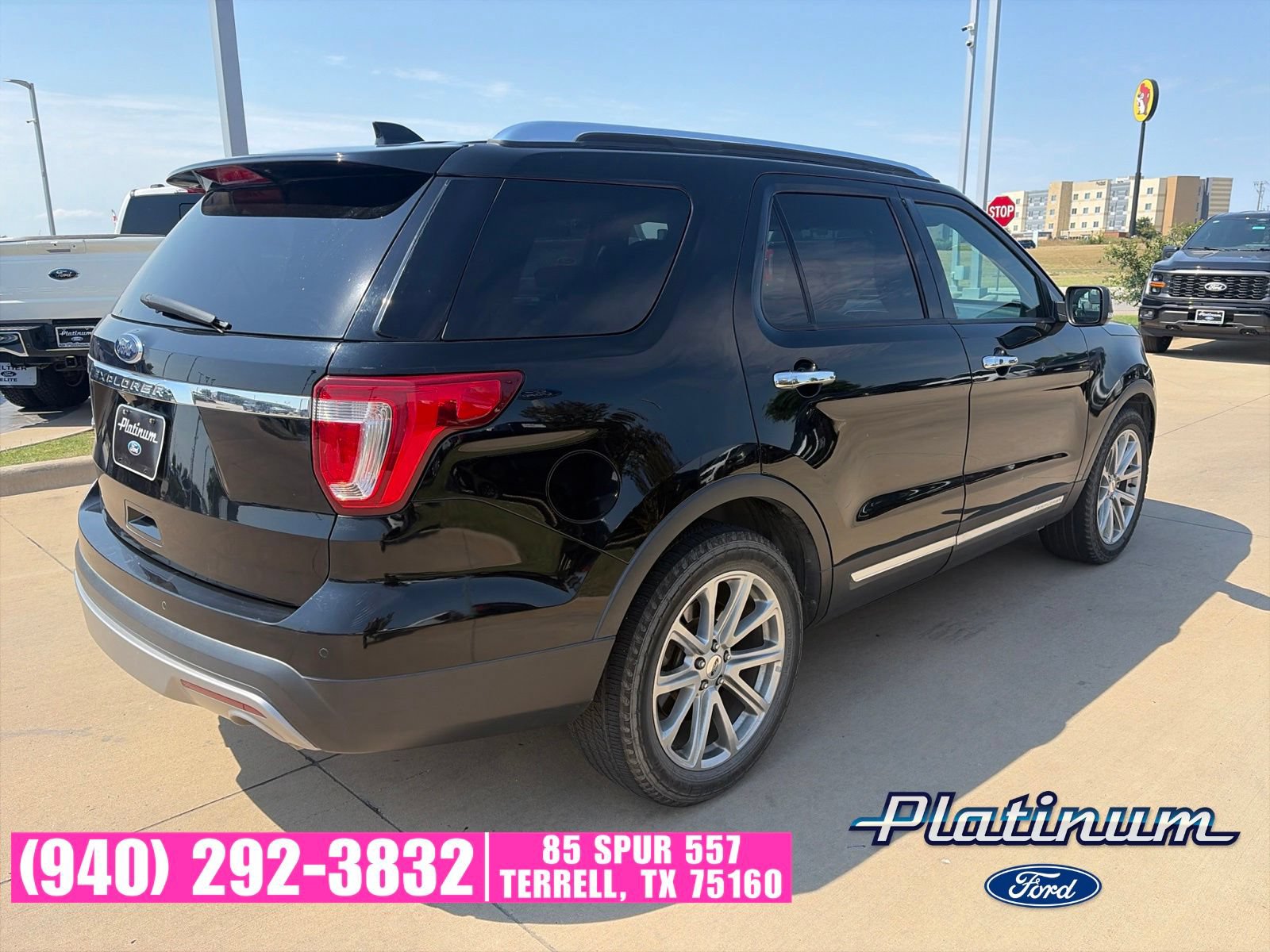 Used 2017 Ford Explorer Limited FWD image 7