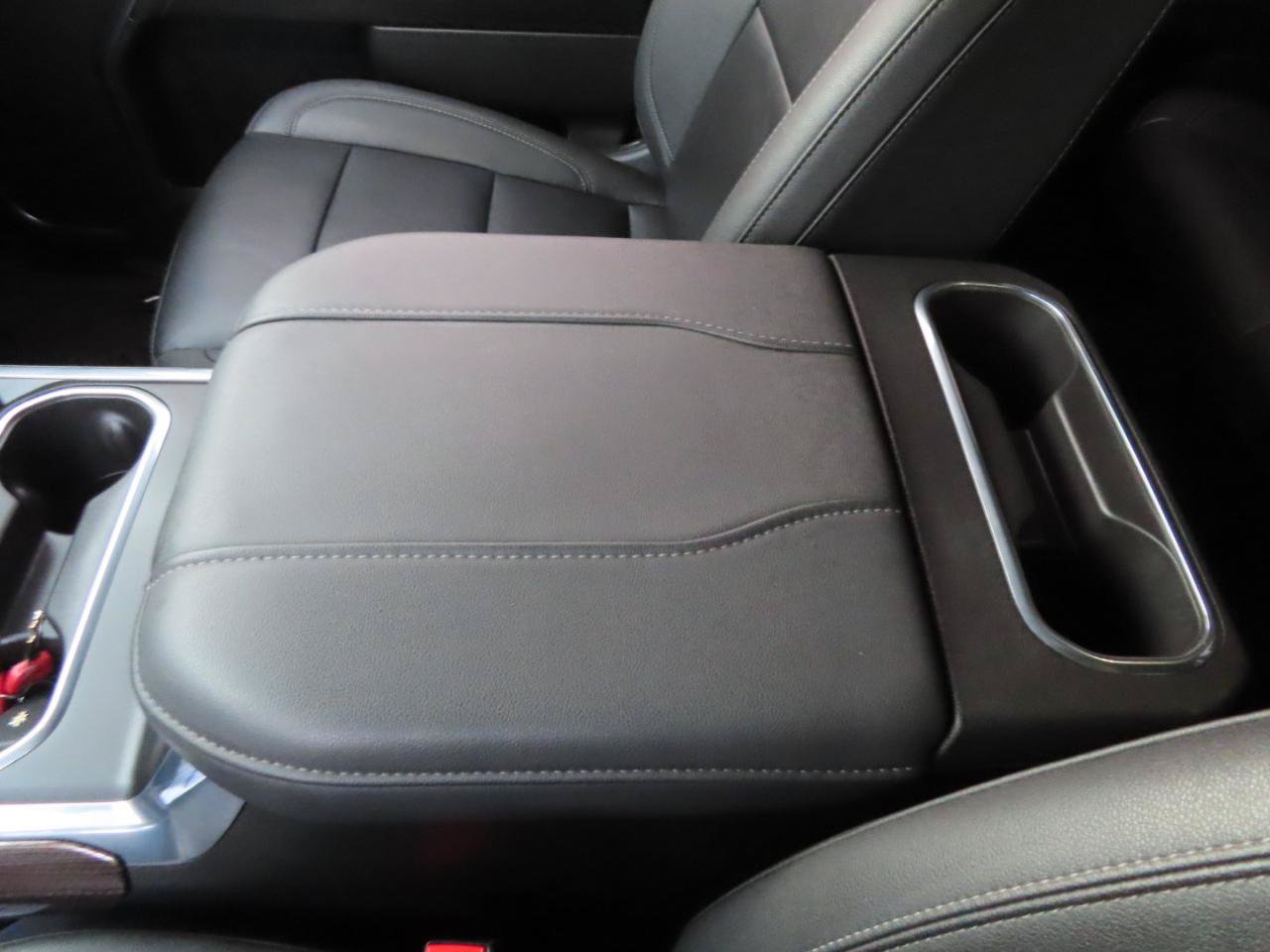 Used 2024 Chevrolet Silverado 2500 LT AWD/4WD image 42