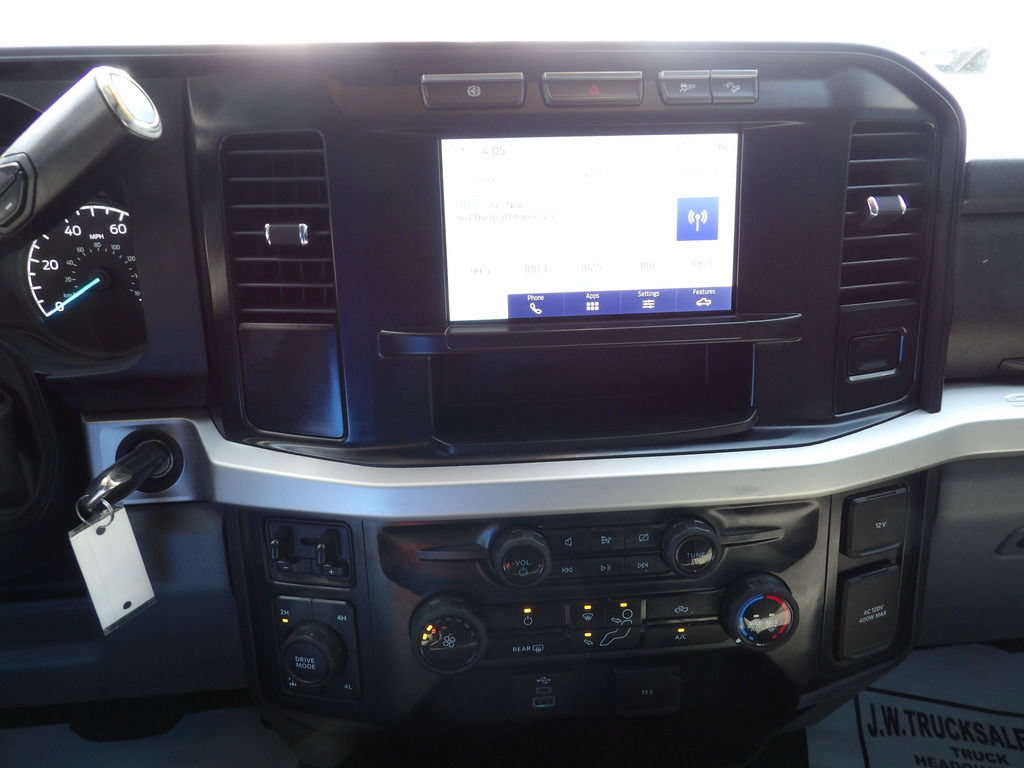 Used 2024 Ford F250 XLT w/ FX4 Off-Road Package AWD/4WD image 21