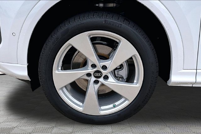 New 2026 Audi Q5 Premium Plus AWD/4WD image 8