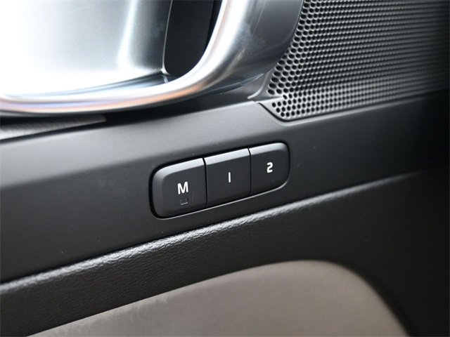 New 2026 Volvo XC40 B5 Plus w/ Protection Package Premier image 29