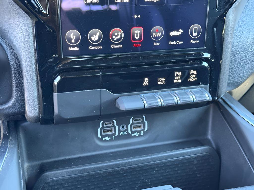 Used 2021 RAM 1500 Laramie w/ Sport Appearance Package AWD/4WD image 37