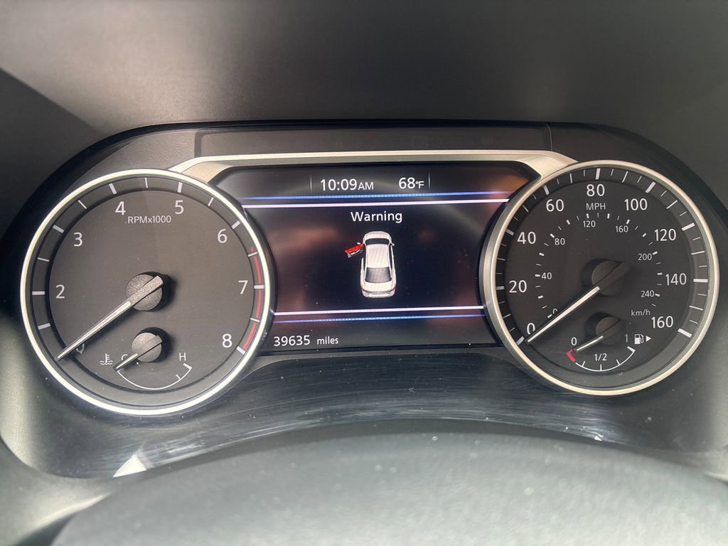Used 2022 Nissan Sentra SR w/ Midnight Edition FWD image 16