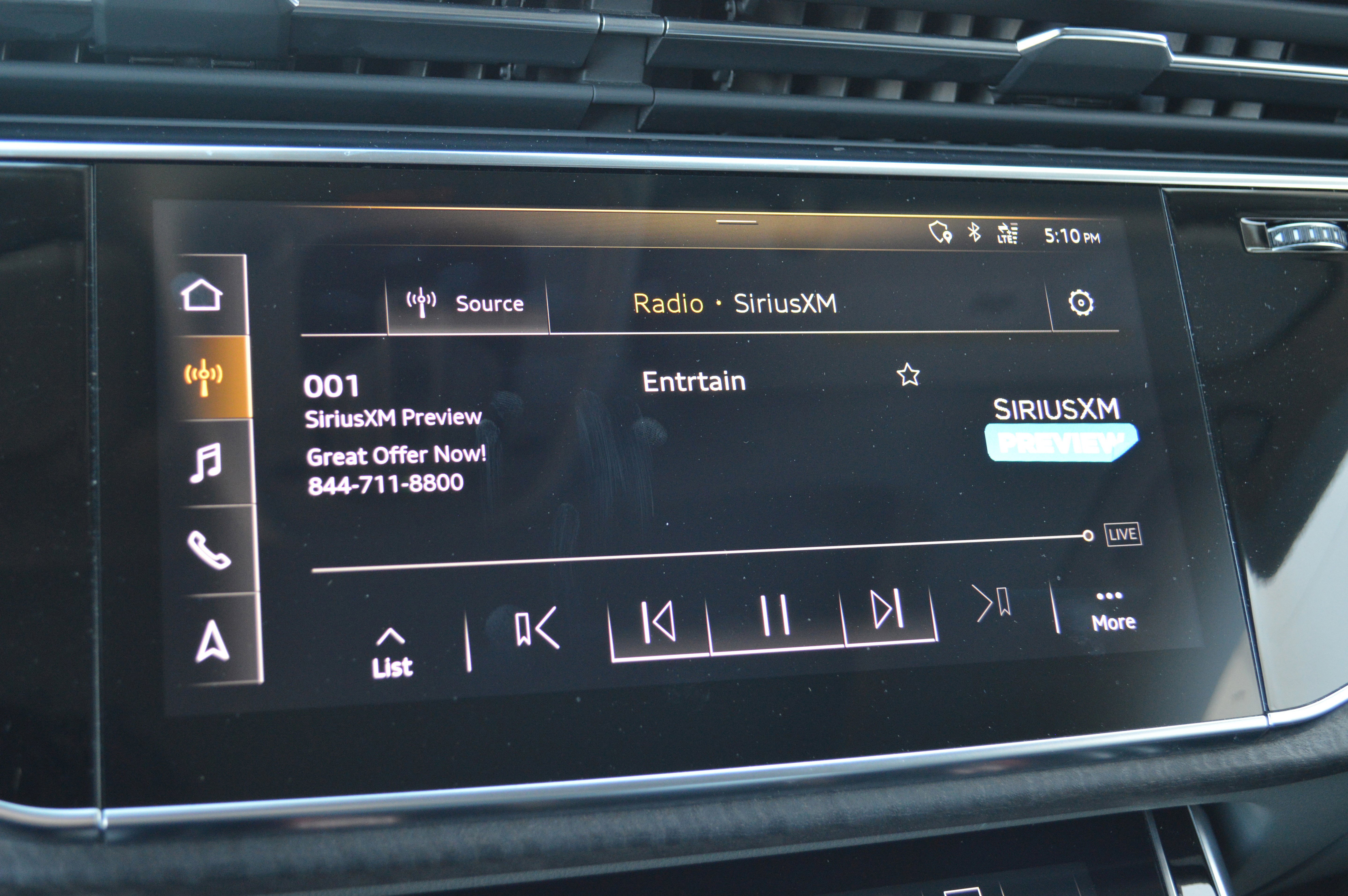 Used 2019 Audi Q8 Prestige w/ Luxury Package image 19