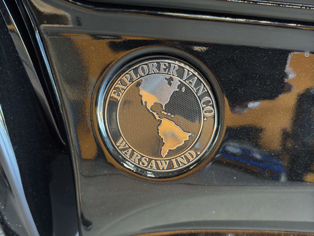 New 2025 GMC Savana 2500 Work Van image 30