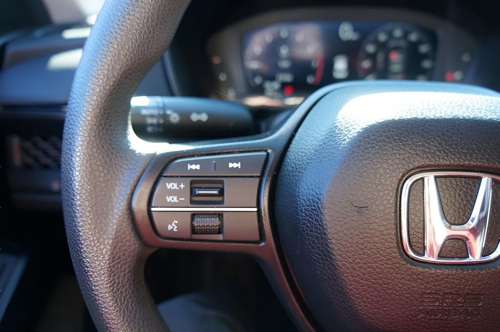 Used 2025 Honda Accord SE image 20