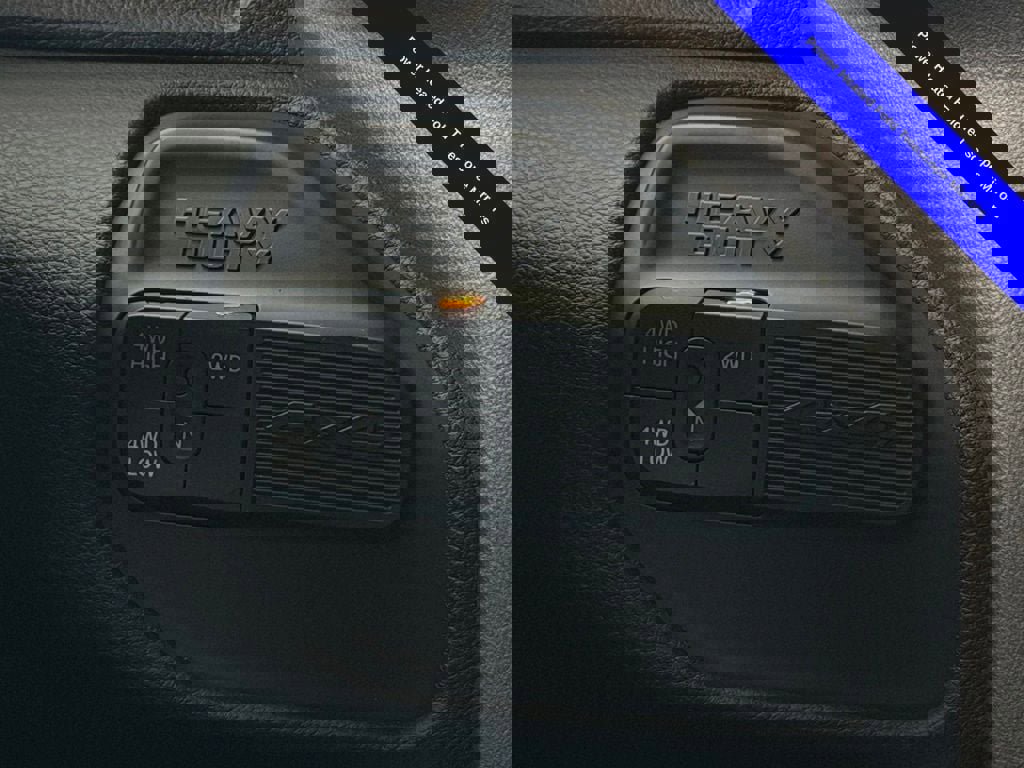 Used 2024 RAM 2500 Big Horn w/ Sport Appearance Package image 20