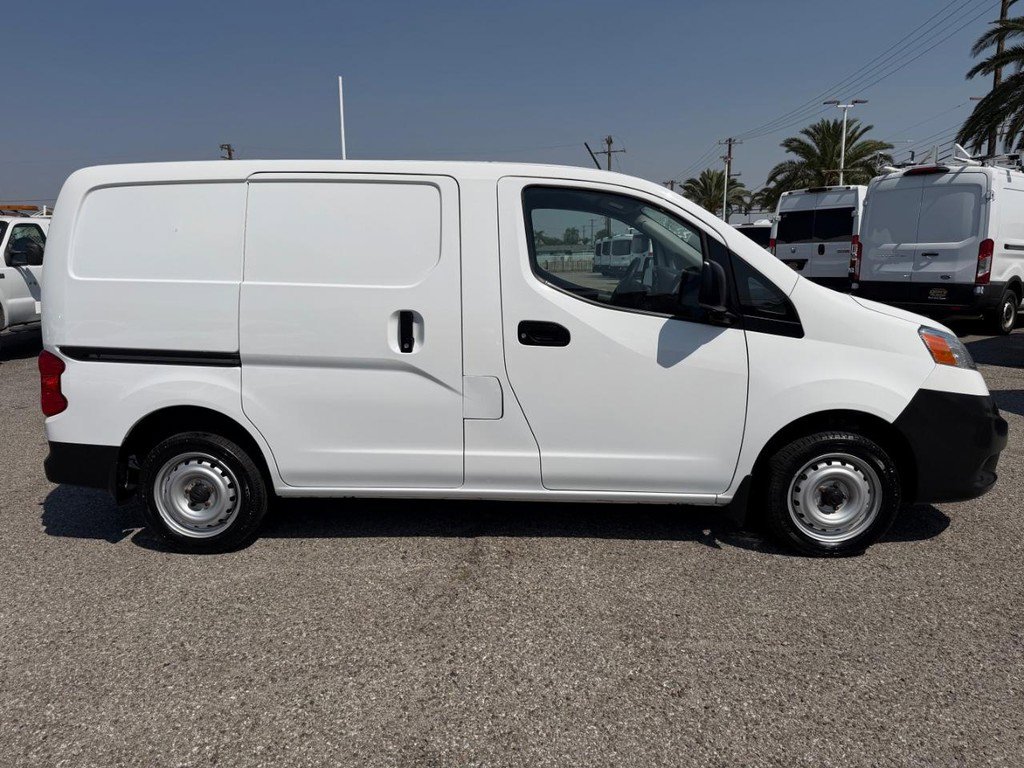 Used 2019 Nissan NV200 S image 4