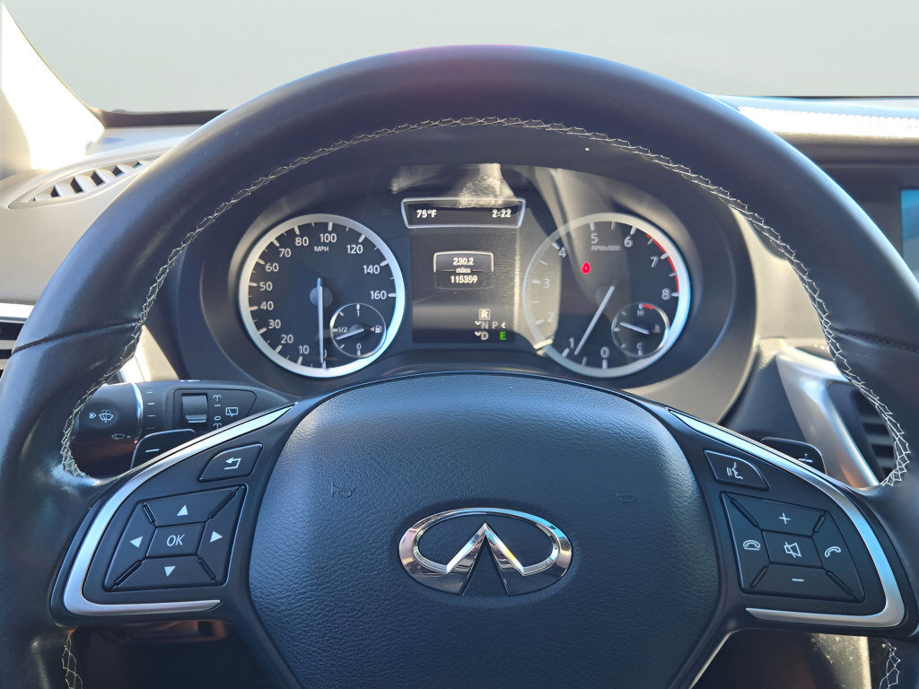 Used 2018 INFINITI QX30 Premium w/ Navigation Package AWD/4WD image 37