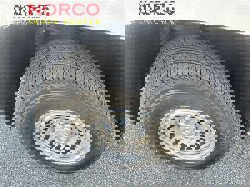 Used 2023 Chevrolet Colorado W/T image 13