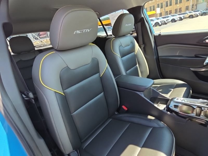 Used 2025 Chevrolet Trax ACTIV w/ Driver Confidence Package FWD image 14