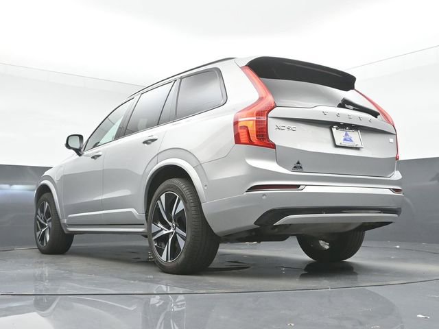 Used 2023 Volvo XC90 T8 Plus image 43