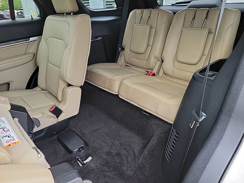 Used 2017 Ford Explorer Limited AWD/4WD image 13