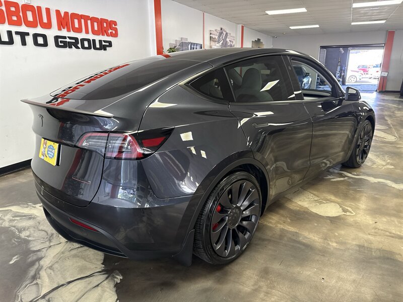 Used 2024 Tesla Model Y Performance AWD/4WD image 7