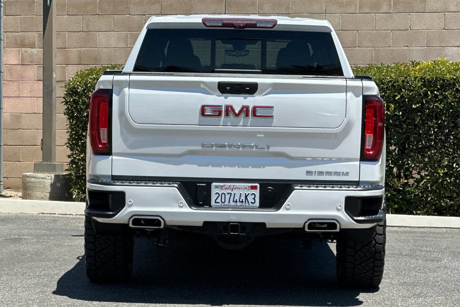Used 2022 GMC Sierra 1500 Denali w/ Denali Reserve Package AWD/4WD image 5