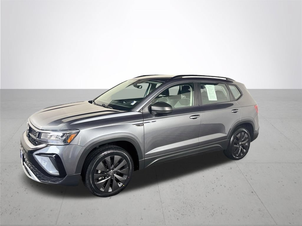 Used 2023 Volkswagen Taos S FWD image 2