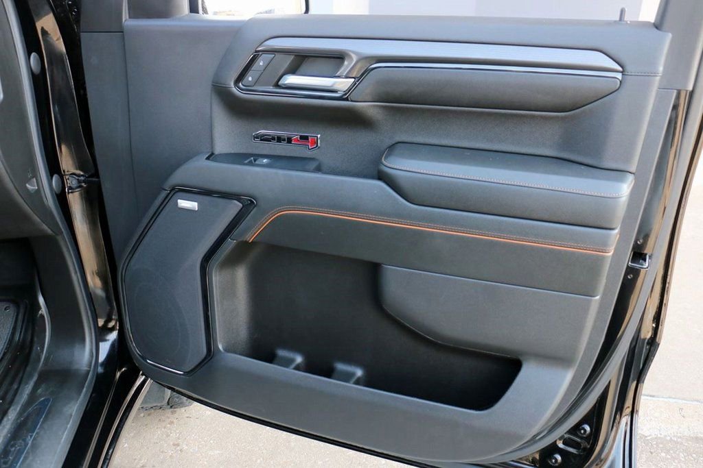 Used 2023 GMC Sierra 1500 AT4 w/ Technology Package image 39