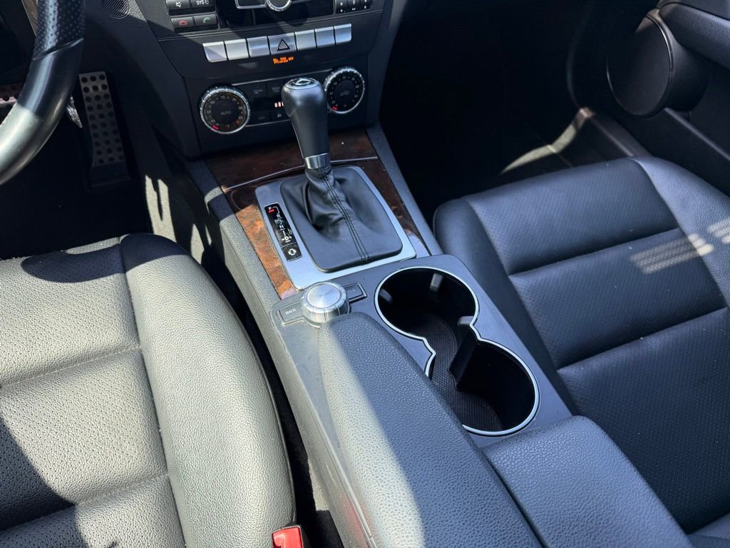Used 2014 Mercedes-Benz C 250 Sedan image 16