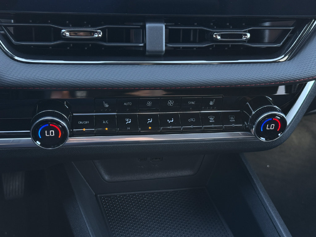 New 2027 Chevrolet Equinox RS FWD image 17