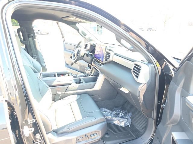 New 2026 Toyota Tundra Limited AWD/4WD image 16