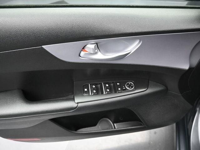 Used 2024 Kia Forte LX image 23