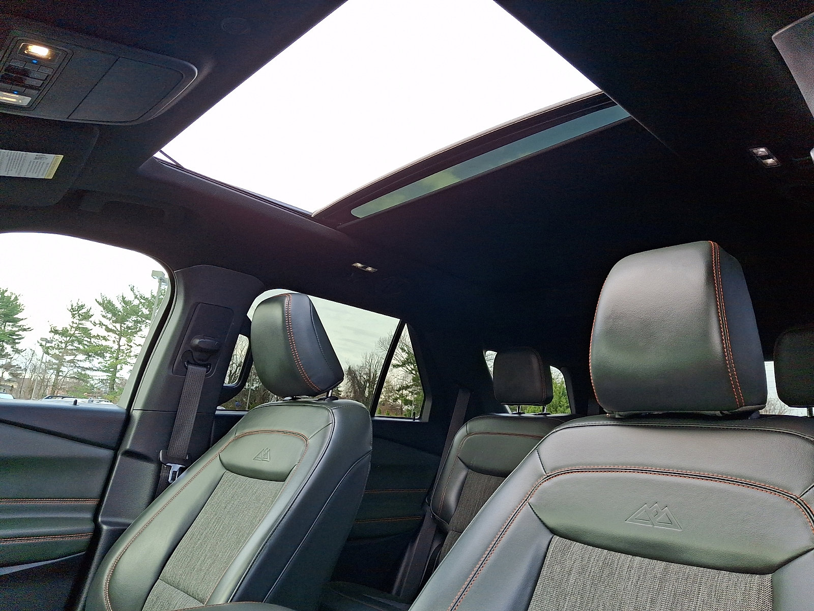 Used 2022 Ford Explorer Timberline image 15