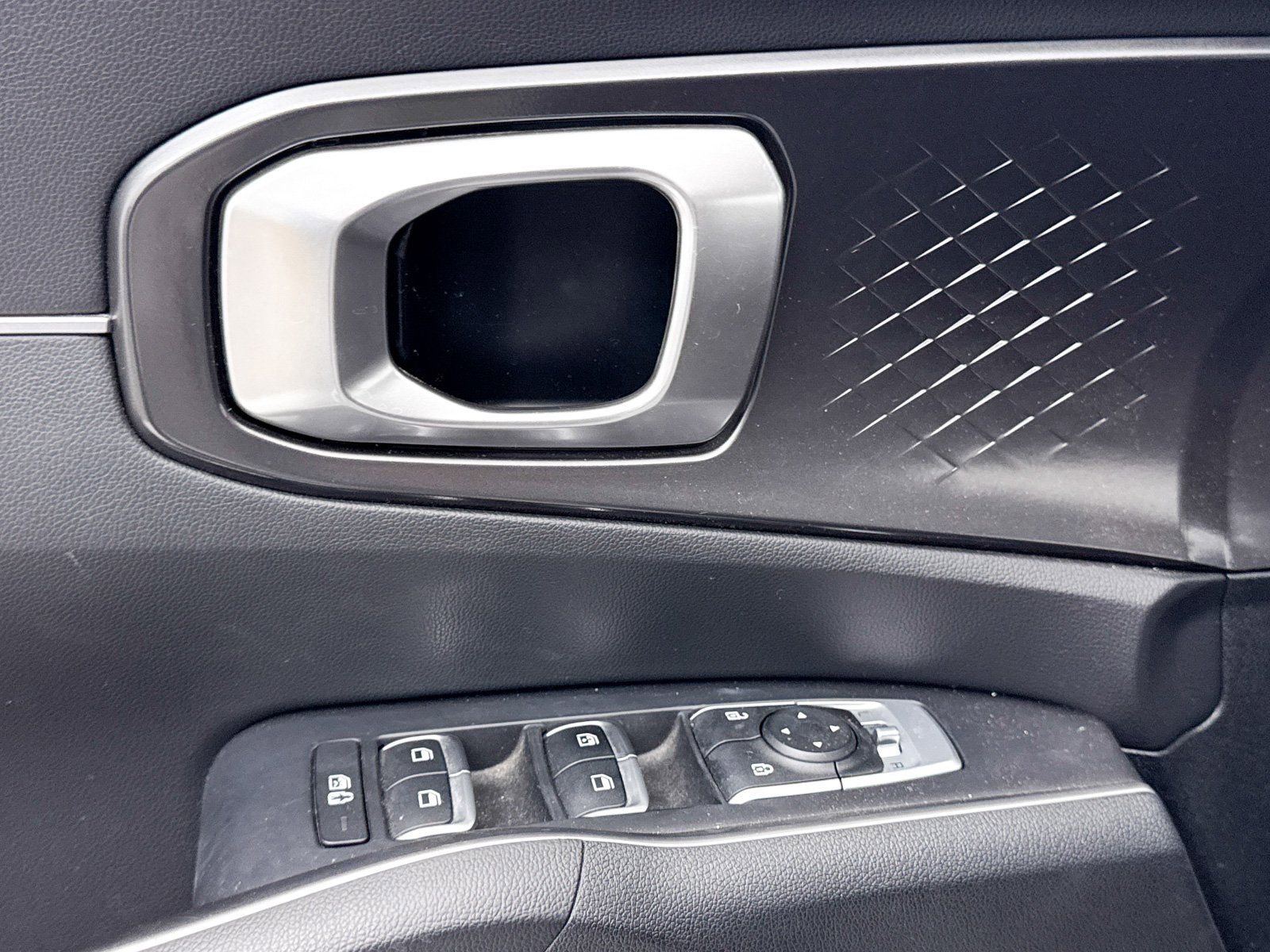 Used 2022 Kia Sorento S w/ Panoramic Sunroof Package image 29