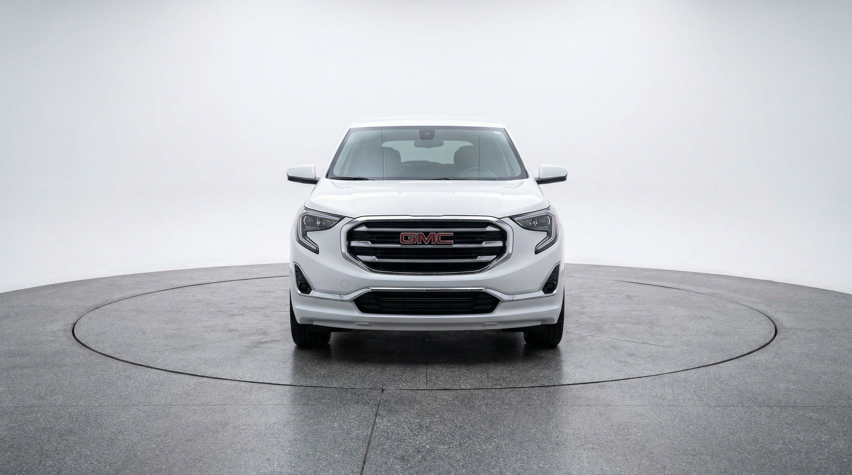 Used 2024 GMC Terrain SLE FWD image 2