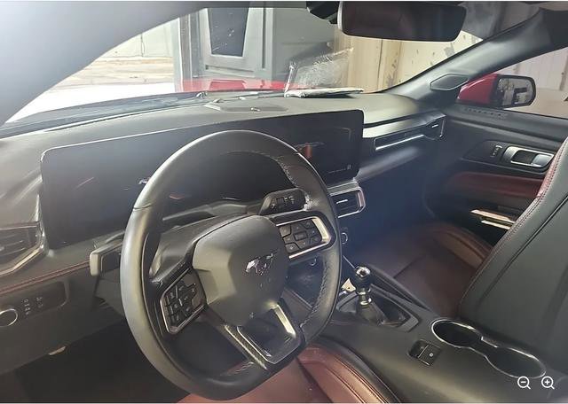 Used 2024 Ford Mustang GT Premium image 5