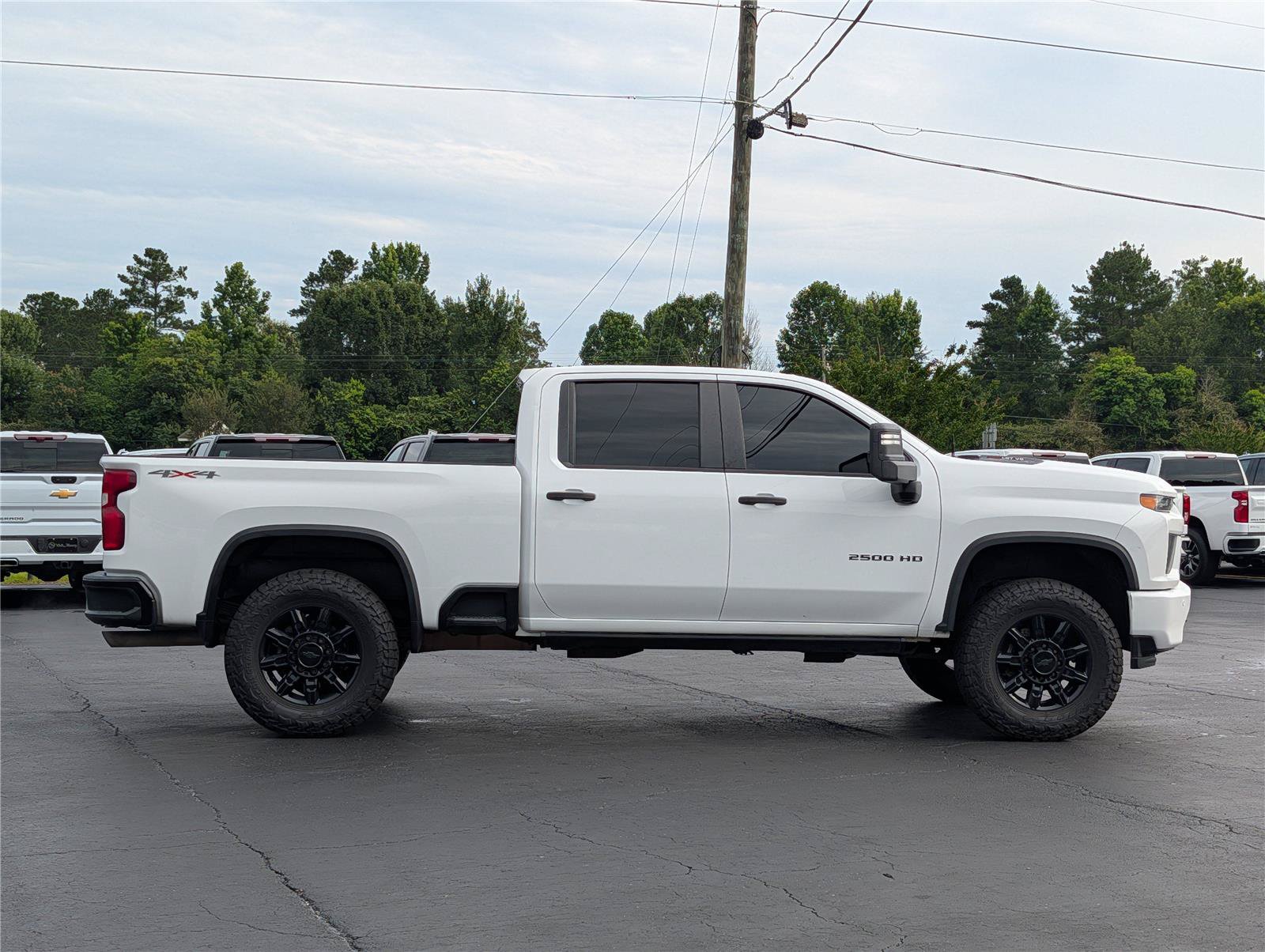 Used 2020 Chevrolet Silverado 2500 Custom w/ Custom Value Package AWD/4WD image 6