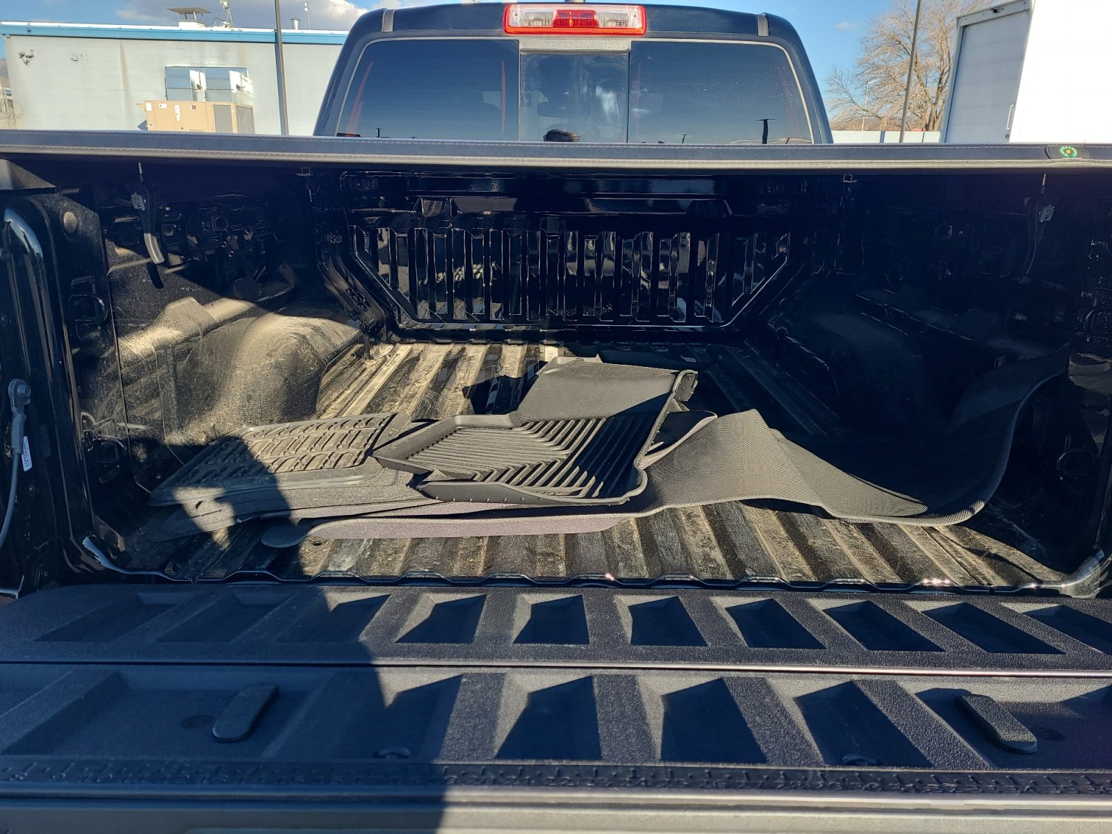 Used 2025 Chevrolet Colorado Z71 w/ Z71 Convenience Package 2 image 27