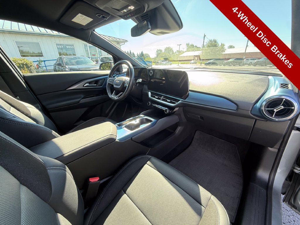 Used 2024 Chevrolet Equinox EV LT FWD image 47