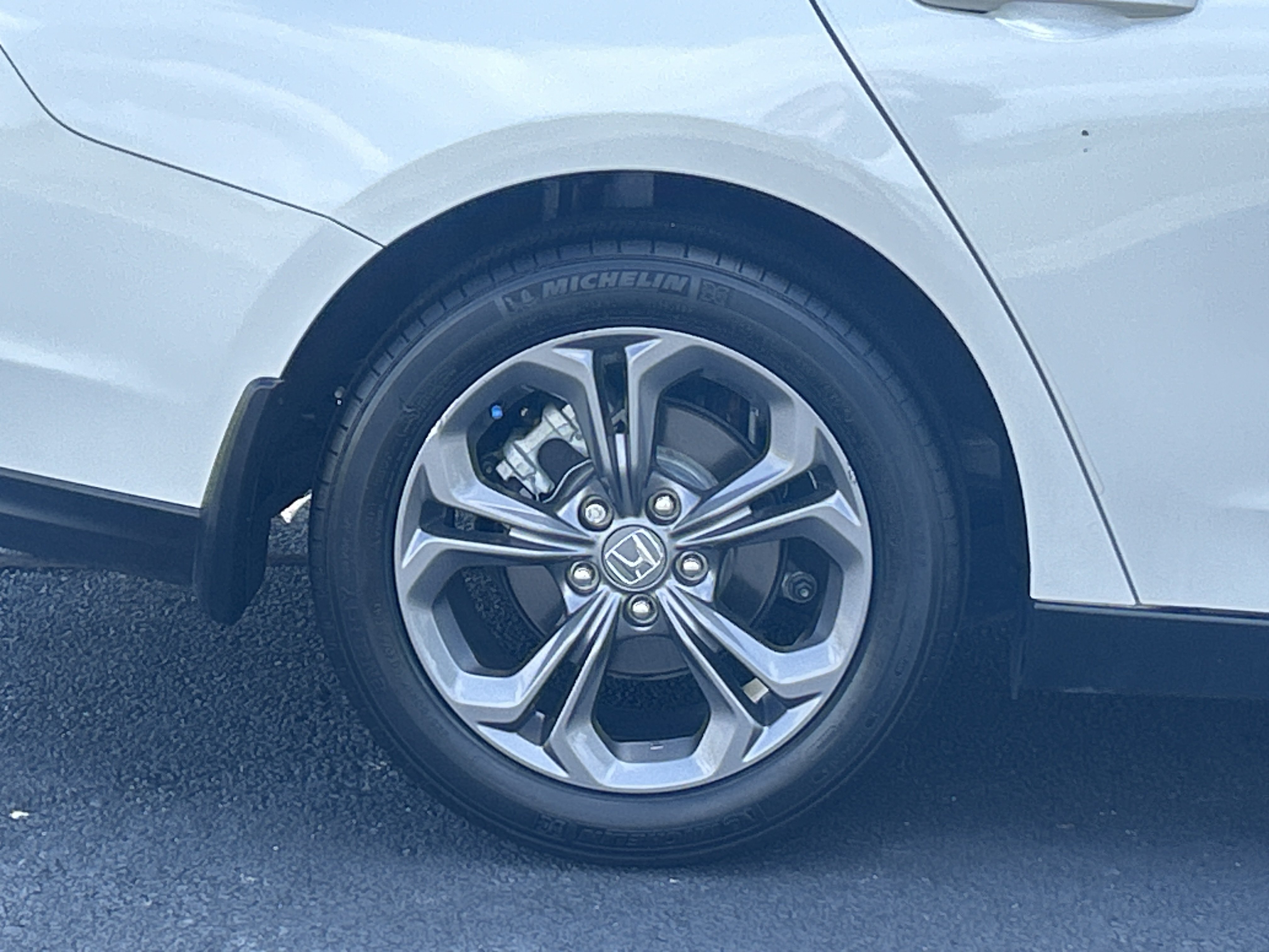 Used 2024 Honda Accord EX image 34