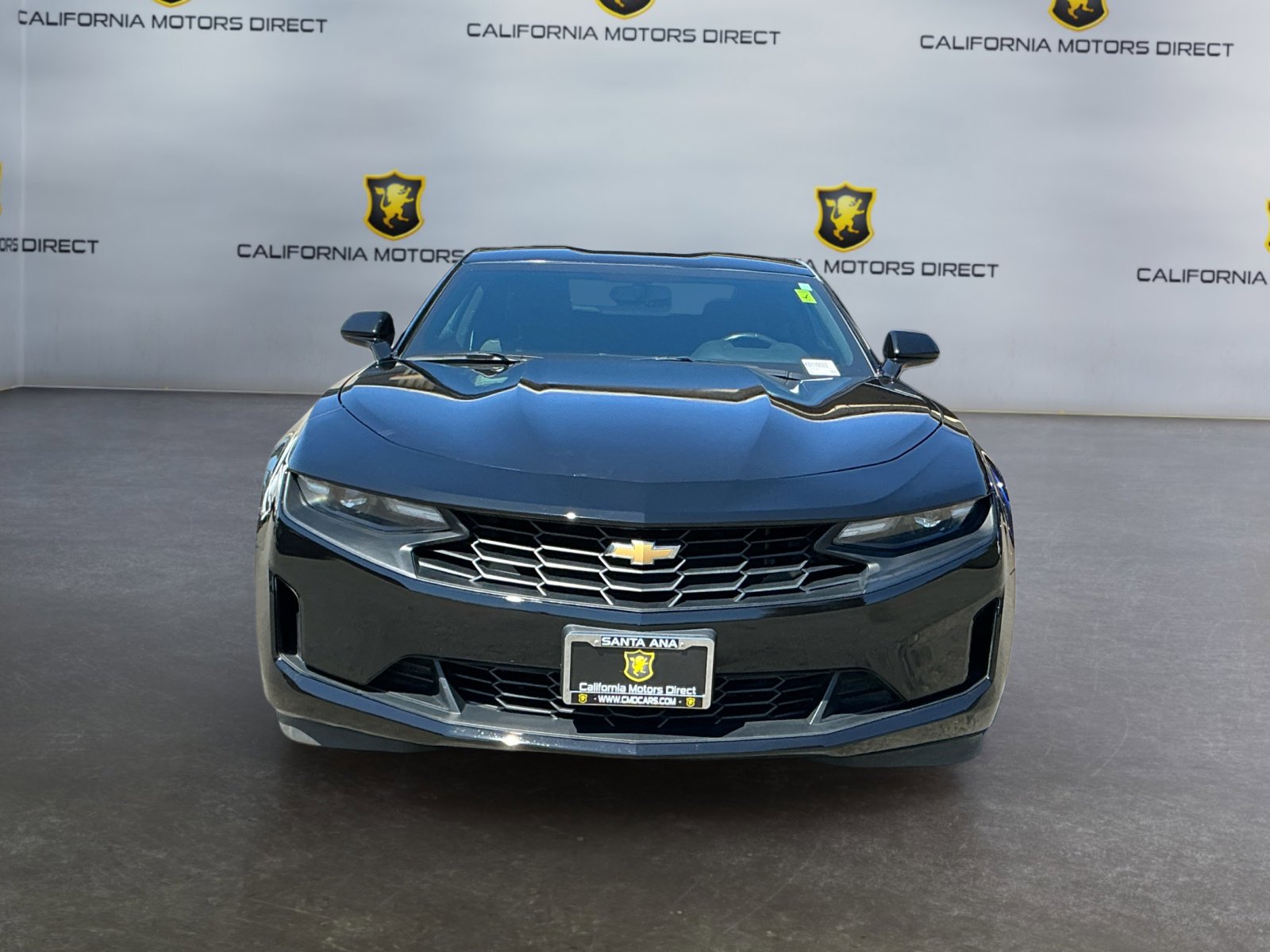 Used 2019 Chevrolet Camaro LT image 2