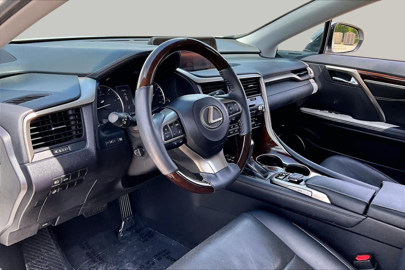 Used 2019 Lexus RX 350 FWD w/ Navigation Package image 15