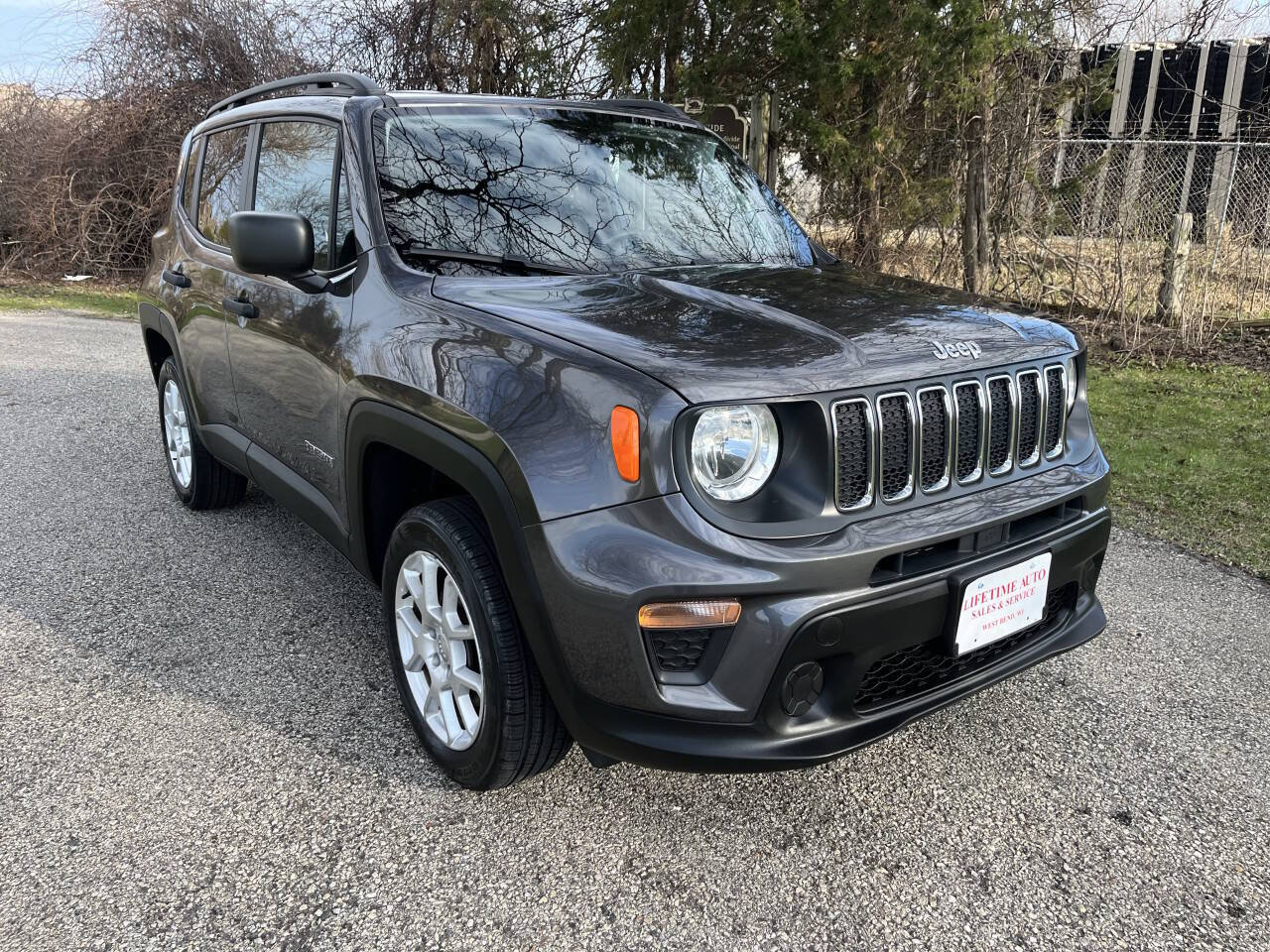 Used 2019 Jeep Renegade Sport w/ Sport Appearance Group AWD/4WD image 7
