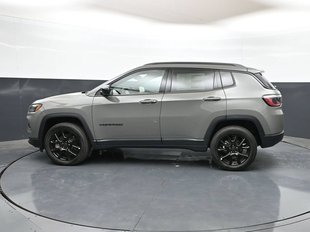 New 2026 Jeep Compass Latitude AWD/4WD image 27