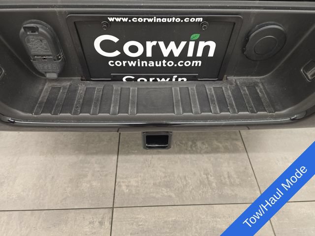 Used 2022 GMC Canyon Denali AWD/4WD image 16