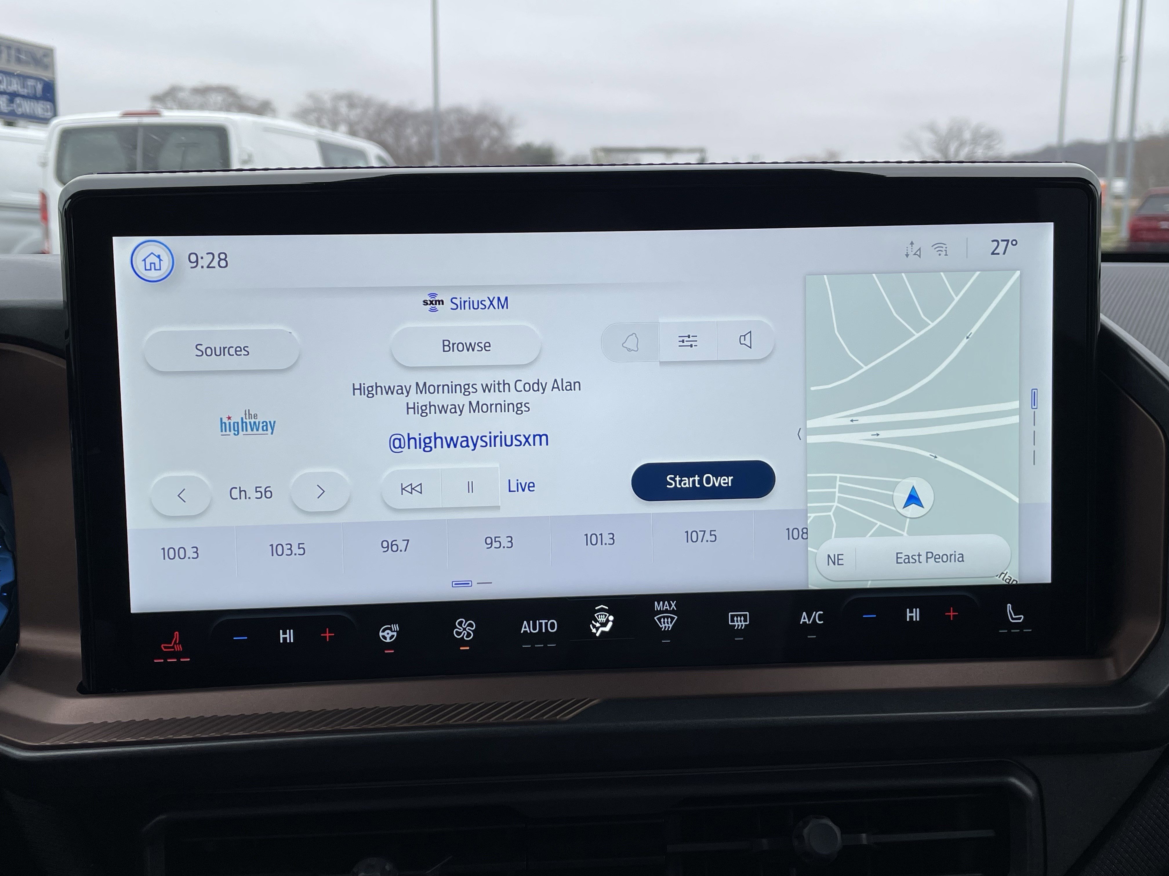 Used 2025 Ford Bronco Sport Outer Banks w/ Outer Banks Tech Package+ image 33