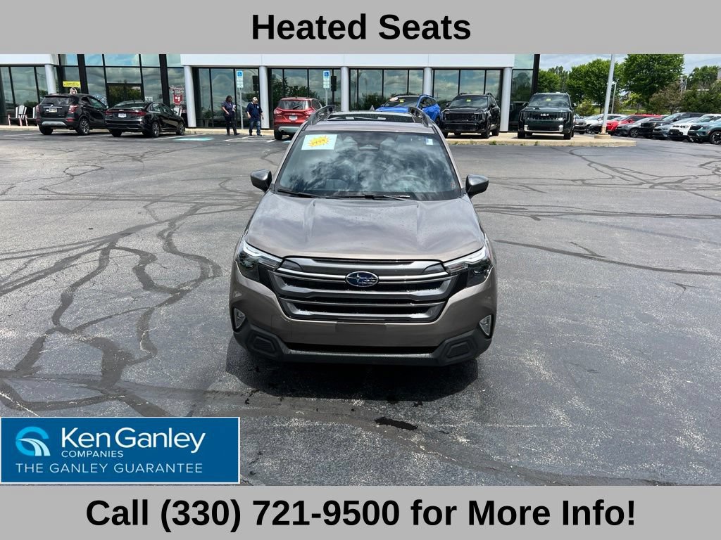 Used 2025 Subaru Forester Premium w/ Convenience Package #1 AWD/4WD image 4