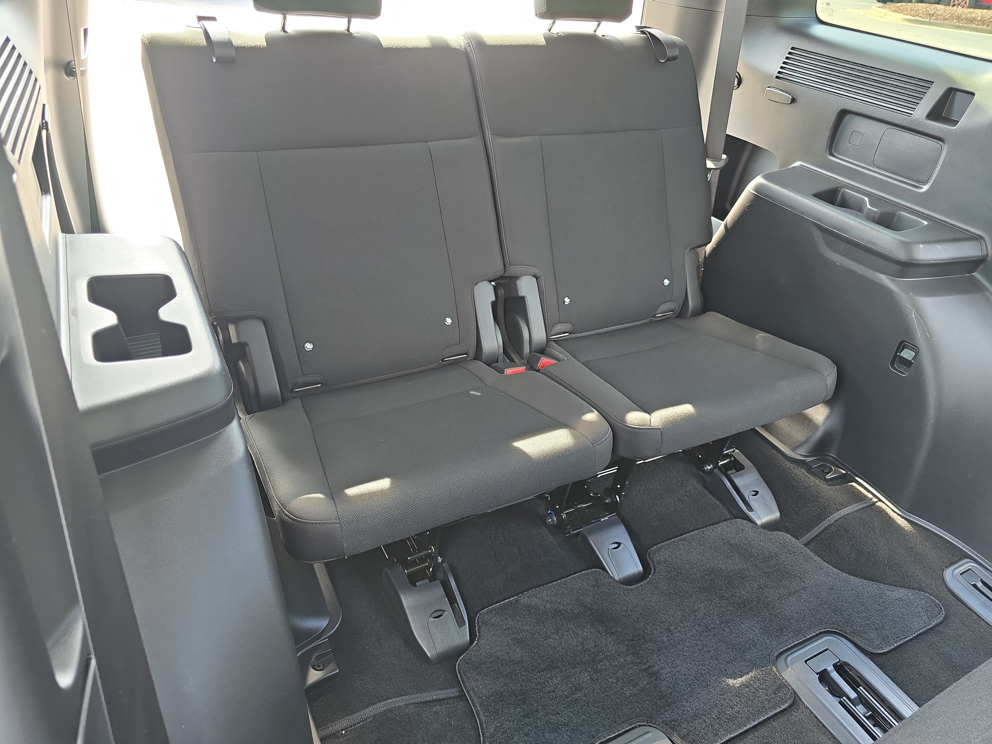 Used 2024 Hyundai Santa Fe SE FWD image 12