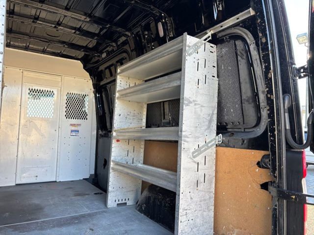 Used 2013 Mercedes-Benz Sprinter 2500 image 14