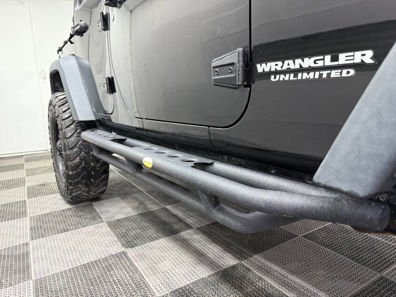 Used 2016 Jeep Wrangler Unlimited Rubicon w/ Max Tow Package image 19