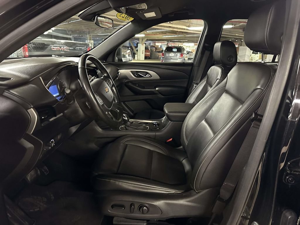 Certified 2023 Chevrolet Traverse LT AWD/4WD image 14