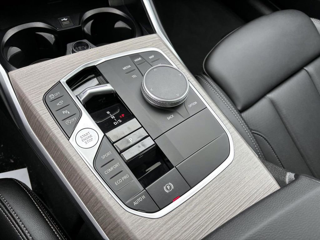 Certified 2025 BMW 330i xDrive Sedan image 25