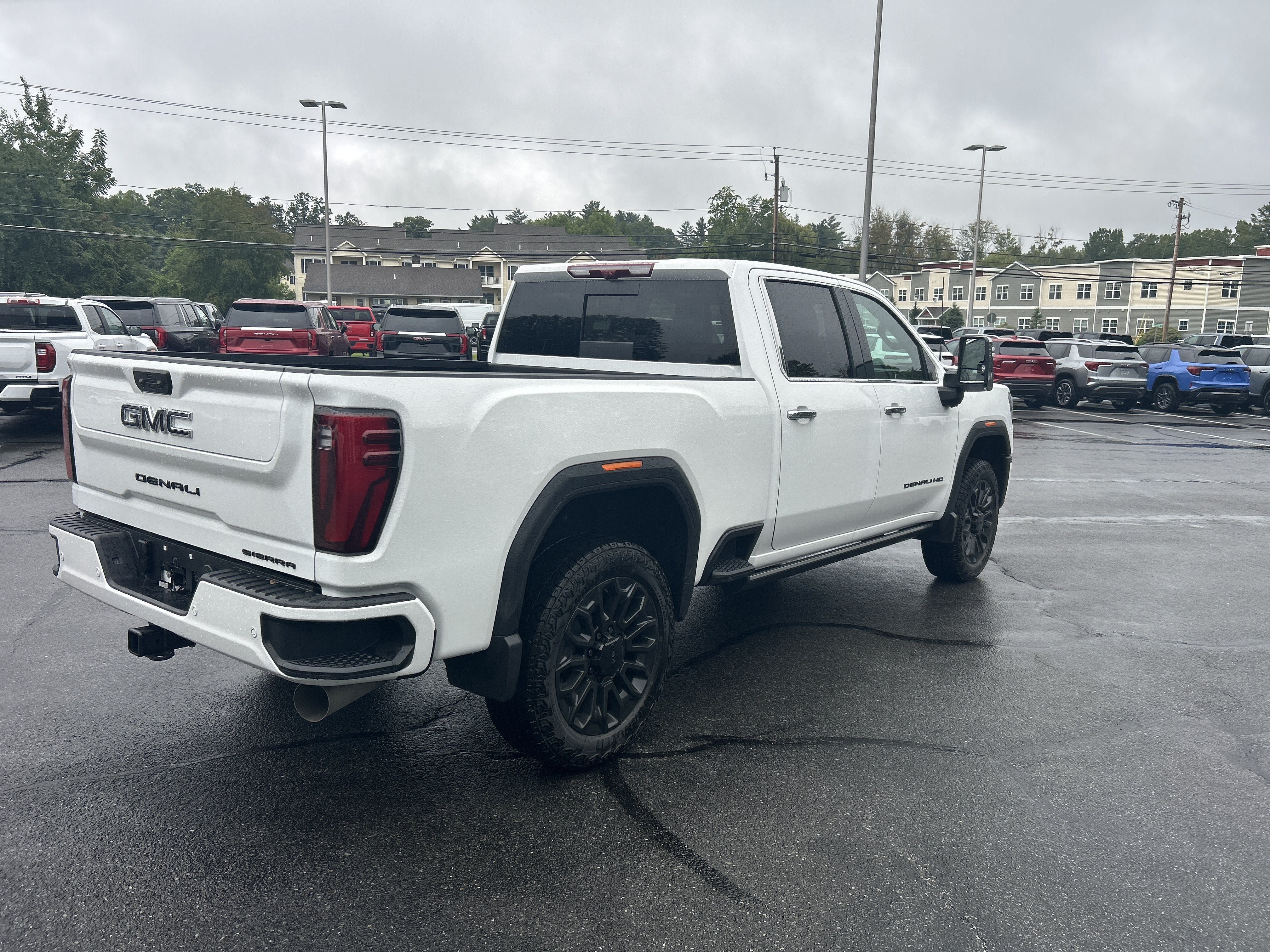 New 2026 GMC Sierra 2500 Denali Ultimate w/ LPO, Black Badging Package AWD/4WD image 16